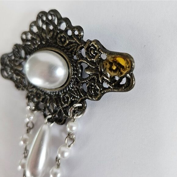 Vintage Faux Pearl Teardrop Filigree Dangle Chains Victorian Style Brooch Pin - Picture 2 of 7